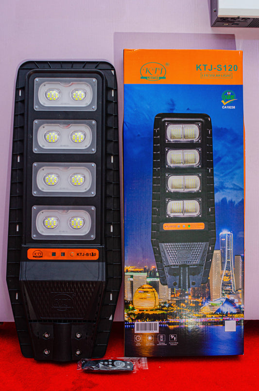 KTJ 3-Eyes Solar Street Light